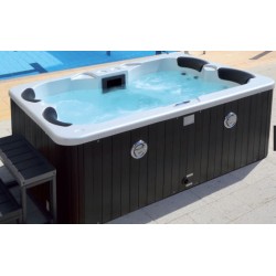 Colacril Palm Hot Tubs